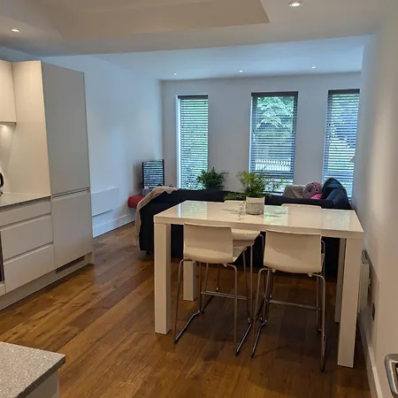 Luxury Harrogate City Centre Apartment With Free Parking Exterior photo